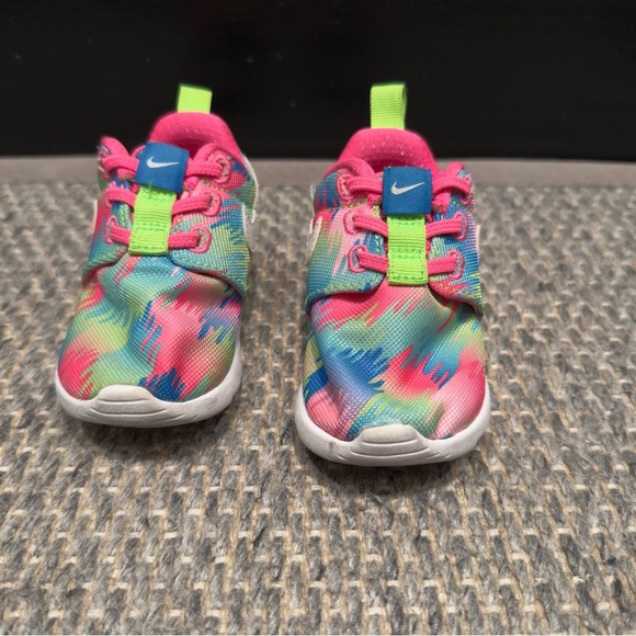 NIKE Roshe One Print (TDV) Little Kids Style: 749354-607 Size: 4C - Picture 7 of 12